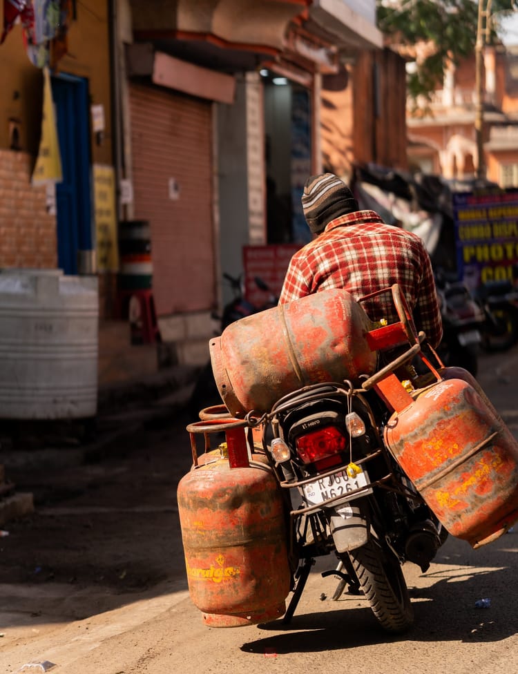 Street photograph by Stalin Pereira