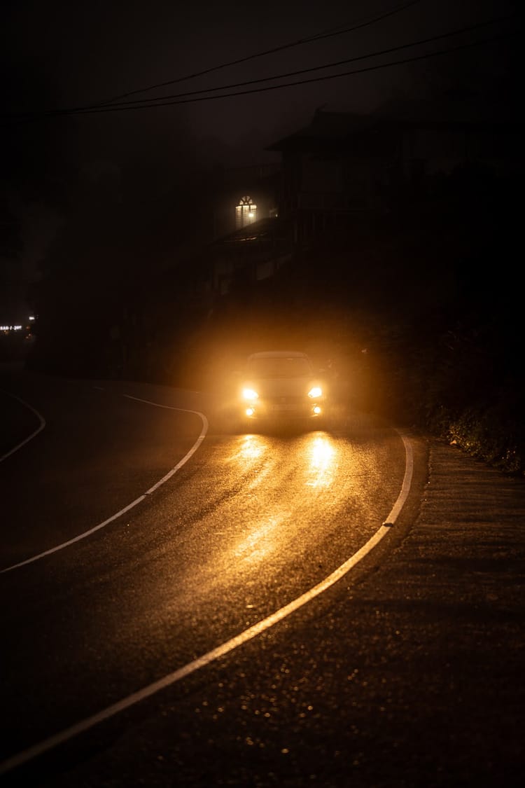 Street photograph by Stalin Pereira